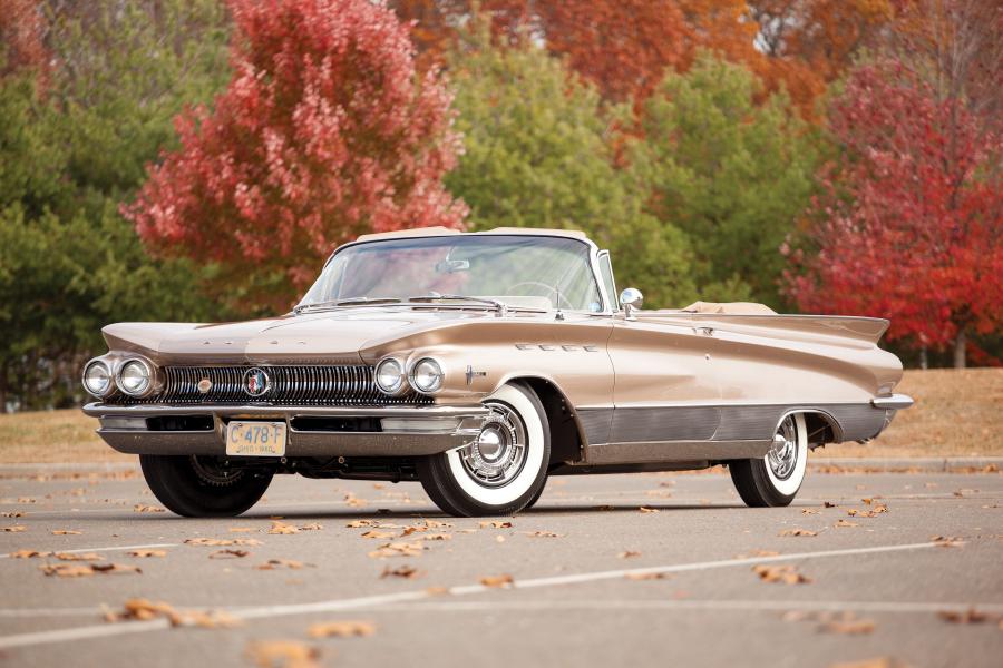  Buick Electra 225 Convertible 1960 года  (фото 9 из 18)